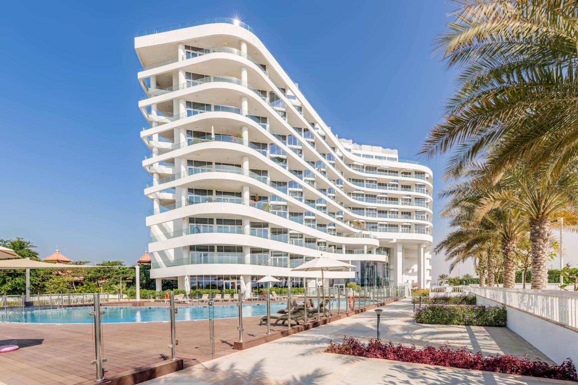 Luxury Azizi Mina Beachfront Apartments Ντουμπάι Εξωτερικό φωτογραφία
