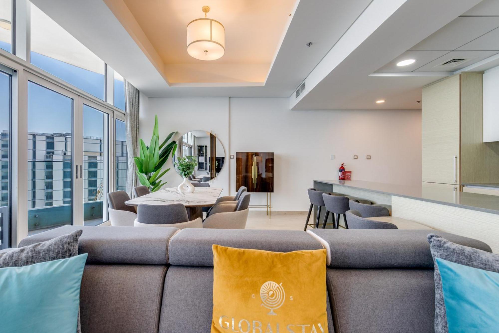 Luxury Azizi Mina Beachfront Apartments Ντουμπάι Εξωτερικό φωτογραφία